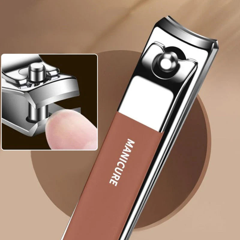 Přenosná 7-dílná sada na manikúru s kleštičkami na nehty