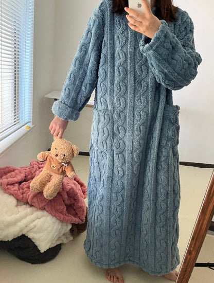 Podzimní a zimní domácí oblečení z korálového flísu Dotek oblaku, měkká a teplá něha“