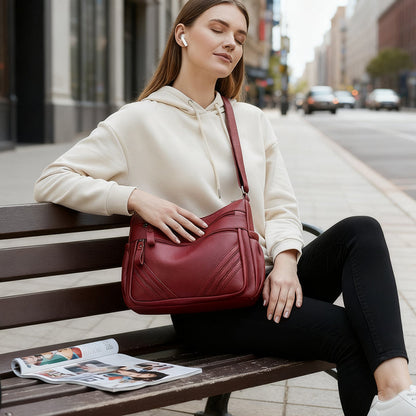 Stylová dámská taška přes rameno s nastavitelným popruhem